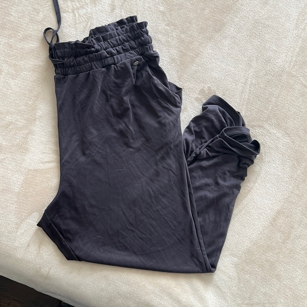 American Eagle Joggers